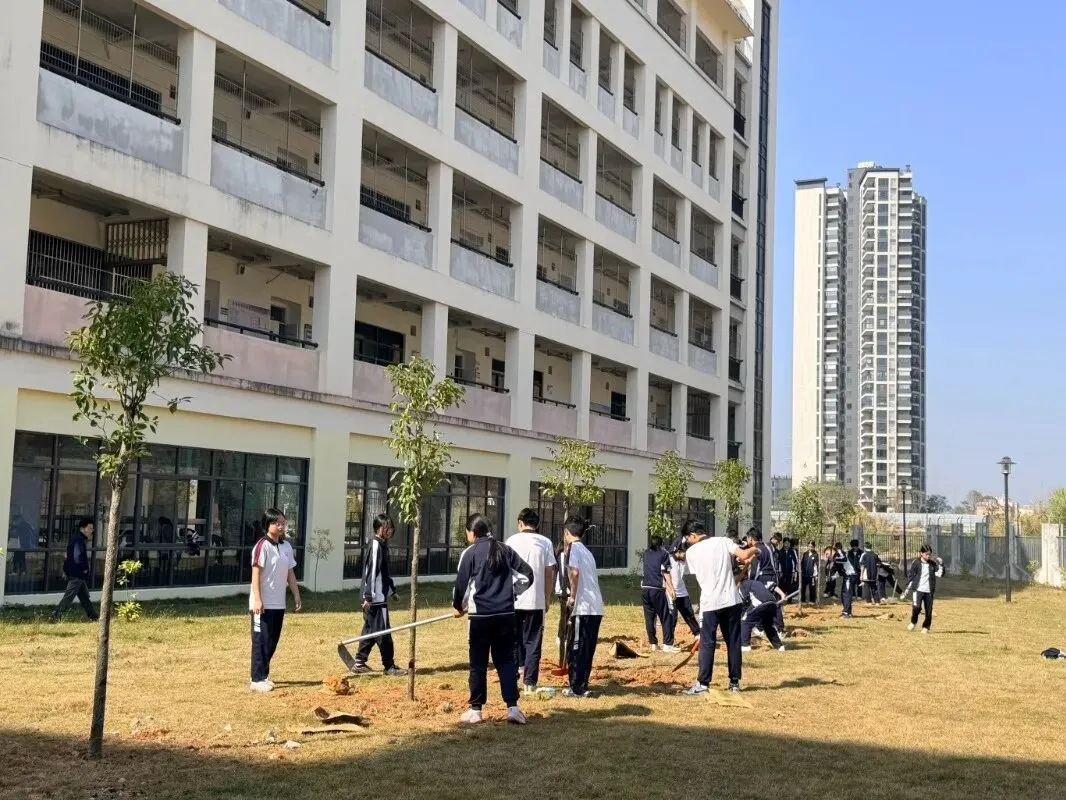 百日逐梦 决胜中考——博罗县龙溪第二中学隆重举行2026届中考冲刺动员大会 第66张 百日逐梦 决胜中考——博罗县龙溪第二中学隆重举行2026届中考冲刺动员大会 第66张