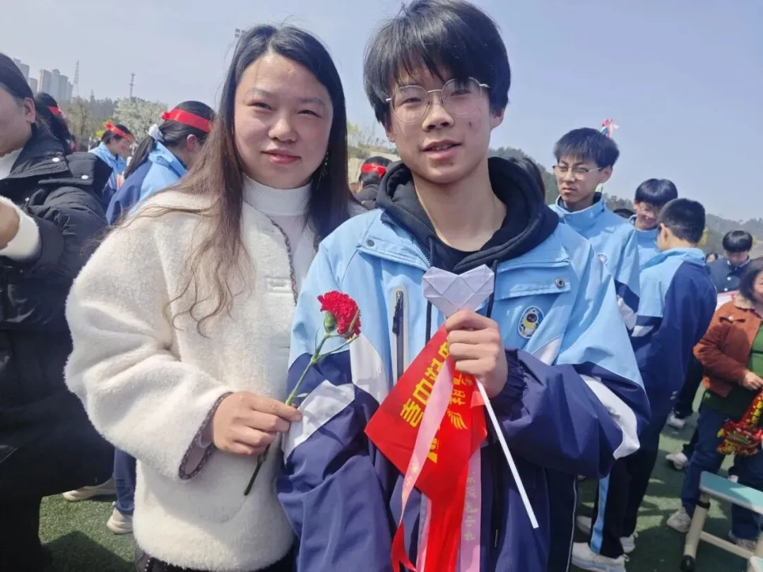 看,春分里的这片红!——国瑞中学中考励志大会圆满举行 第53张