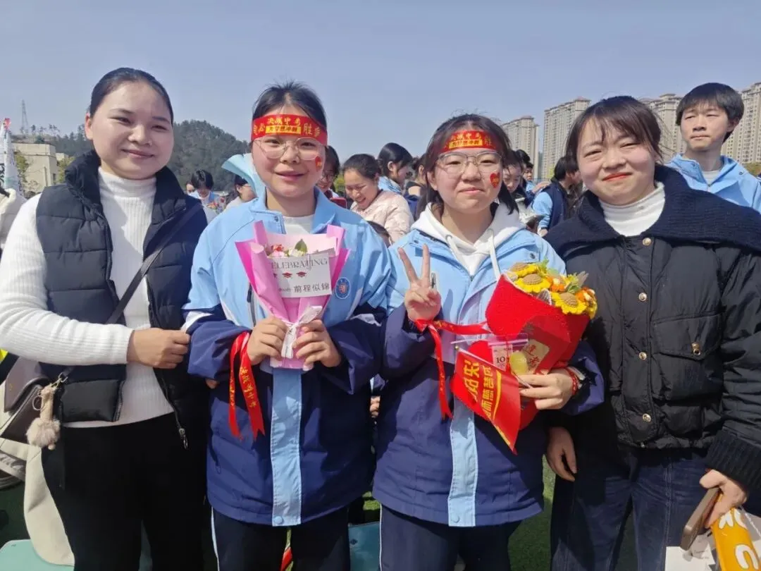 看,春分里的这片红!——国瑞中学中考励志大会圆满举行 第58张