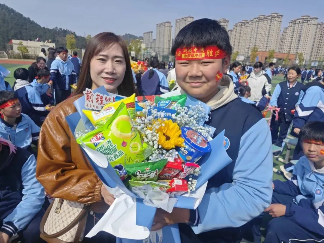 看,春分里的这片红!——国瑞中学中考励志大会圆满举行 第63张