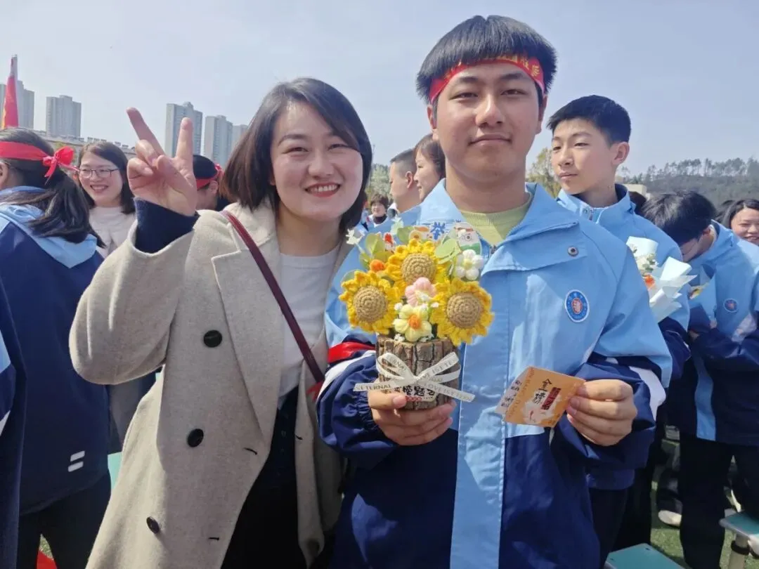 看,春分里的这片红!——国瑞中学中考励志大会圆满举行 第64张