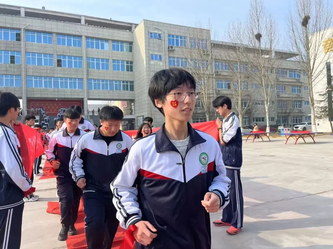 冲刺中考 再创辉煌 ——肥乡区第五中学举行2026届中考冲刺动员大会 第20张