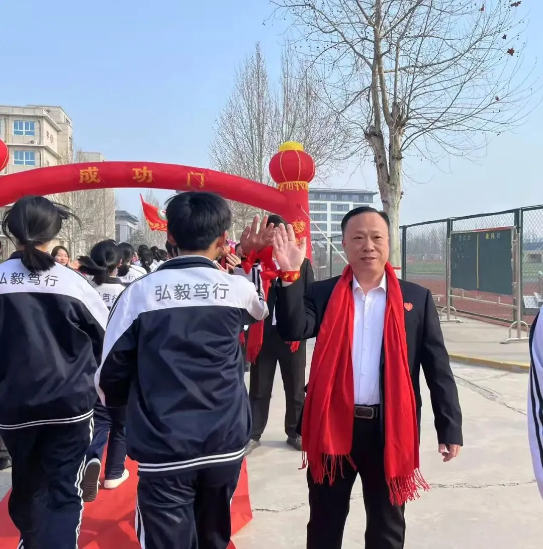 冲刺中考 再创辉煌 ——肥乡区第五中学举行2026届中考冲刺动员大会 第26张