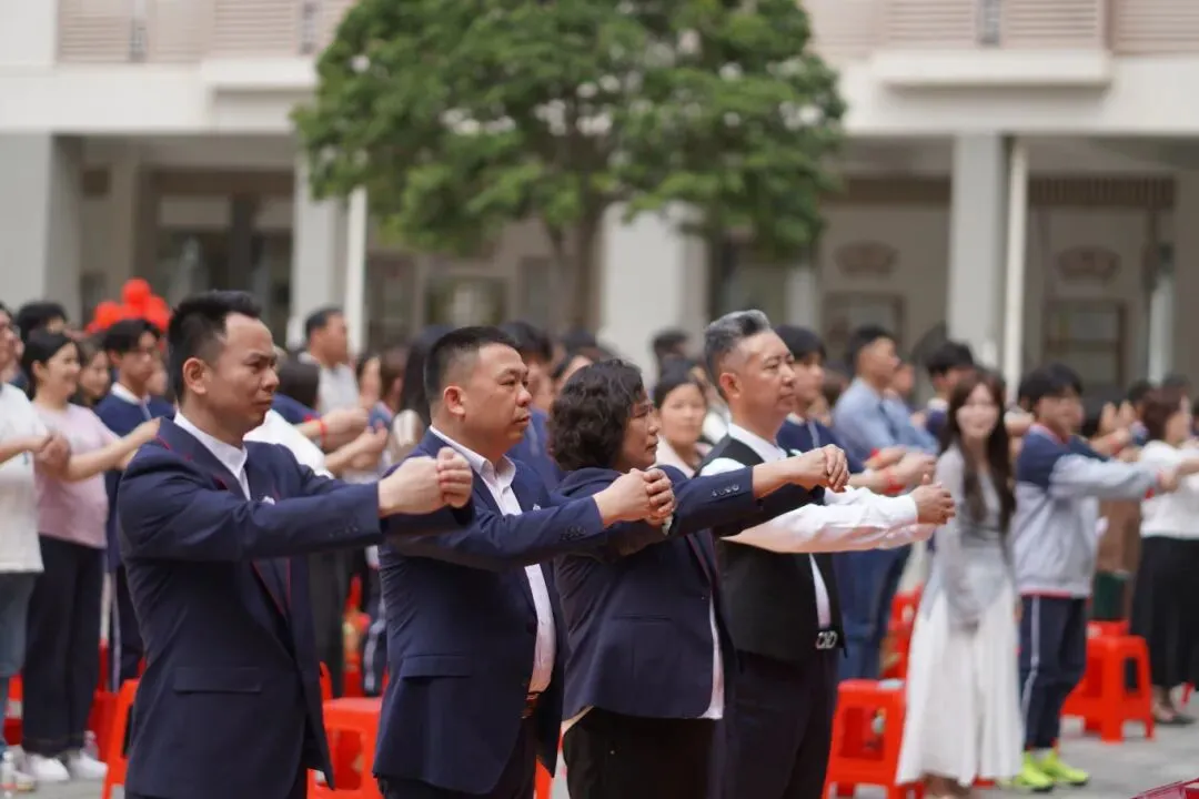 百日冲刺,梦想启航|我校2026届中考百日誓师大会圆满举行,少年亮剑逐梦前行! 第34张 百日冲刺,梦想启航|我校2026届中考百日誓师大会圆满举行,少年亮剑逐梦前行! 第34张