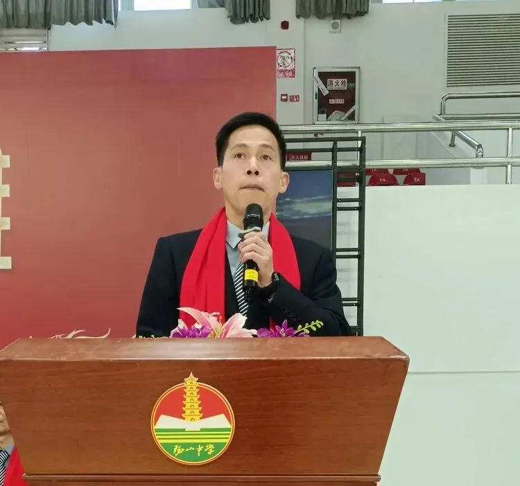 策马追梦  中考称雄——阳山县阳山中学举行2026届九年级中考百日誓师大会 第7张