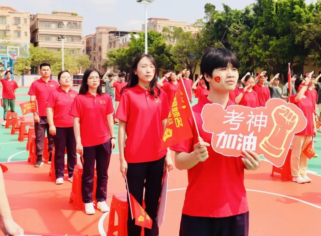 【中考百日誓师】策马扬鞭战百日 砥砺前行创佳绩——新君豪中英文学校2026届百日誓师大会 第51张