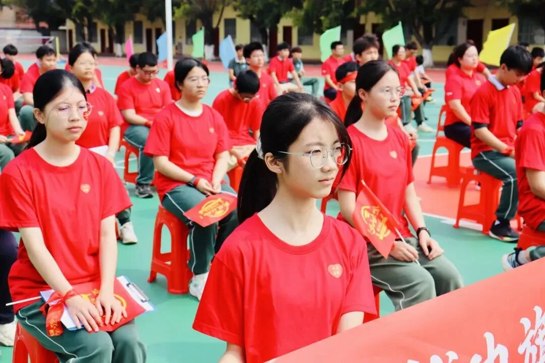 【中考百日誓师】策马扬鞭战百日 砥砺前行创佳绩——新君豪中英文学校2026届百日誓师大会 第52张