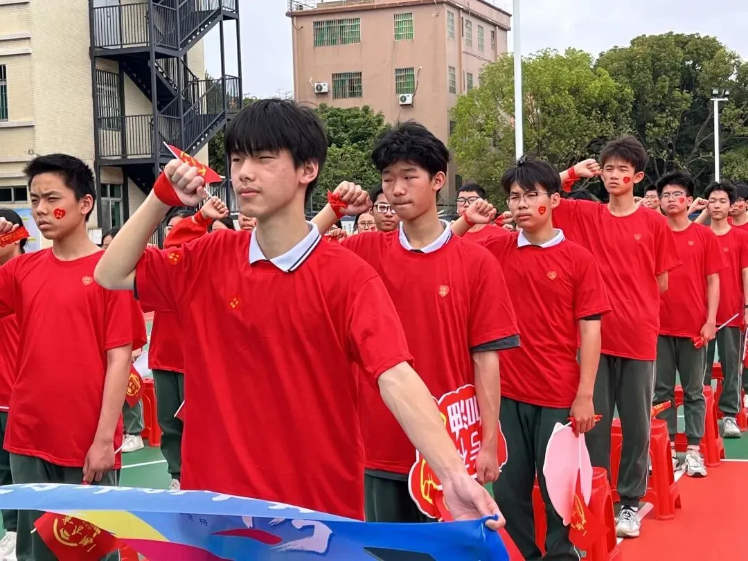 【中考百日誓师】策马扬鞭战百日 砥砺前行创佳绩——新君豪中英文学校2026届百日誓师大会 第78张