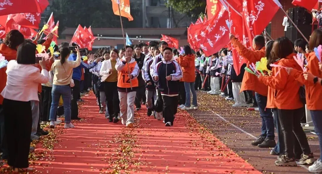 以青春之名,赴中考之约——育才中学举行2026年中考励志主题活动 第51张