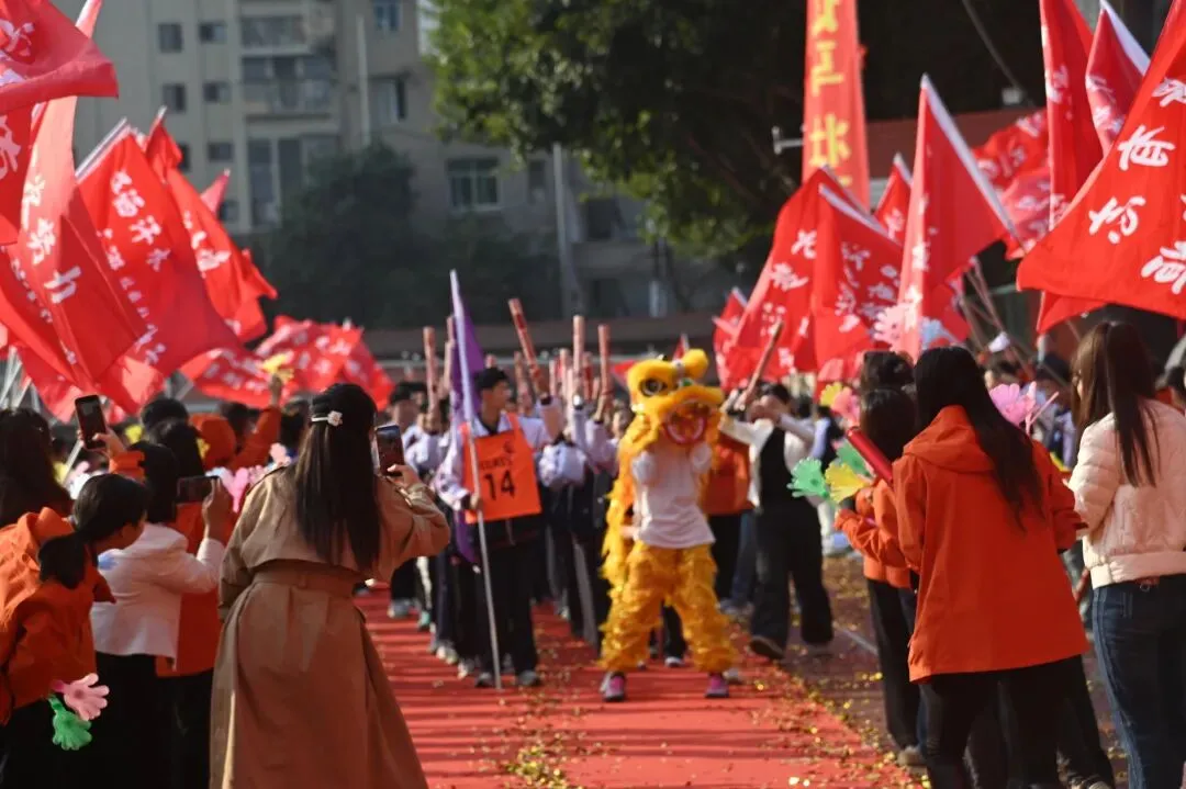 以青春之名,赴中考之约——育才中学举行2026年中考励志主题活动 第53张