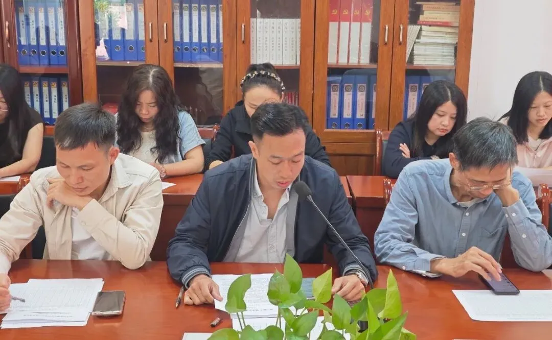 科学谋划迎中考,同心奋进向未来——陆丰市南塘中学召开九年级备考会议 第23张