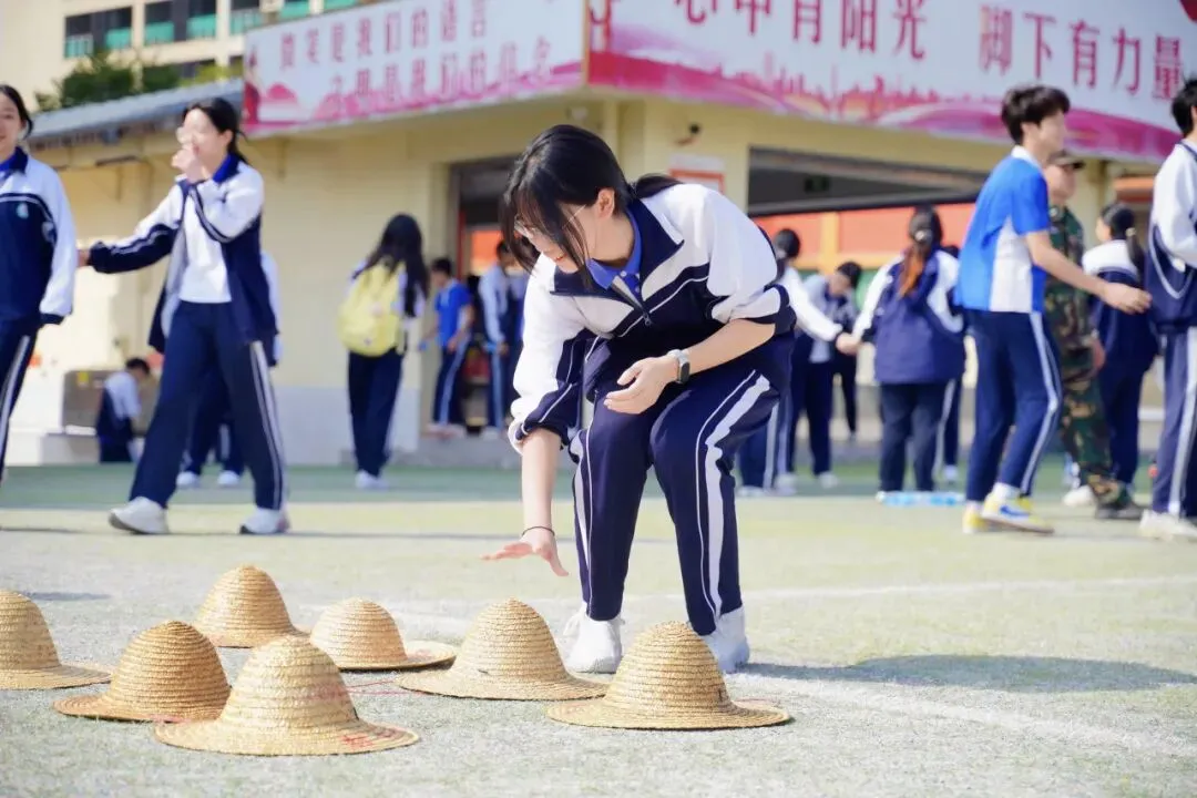 冲刺中考|策马扬鞭赴山海,同心聚力向荣光 第53张 冲刺中考|策马扬鞭赴山海,同心聚力向荣光 第53张