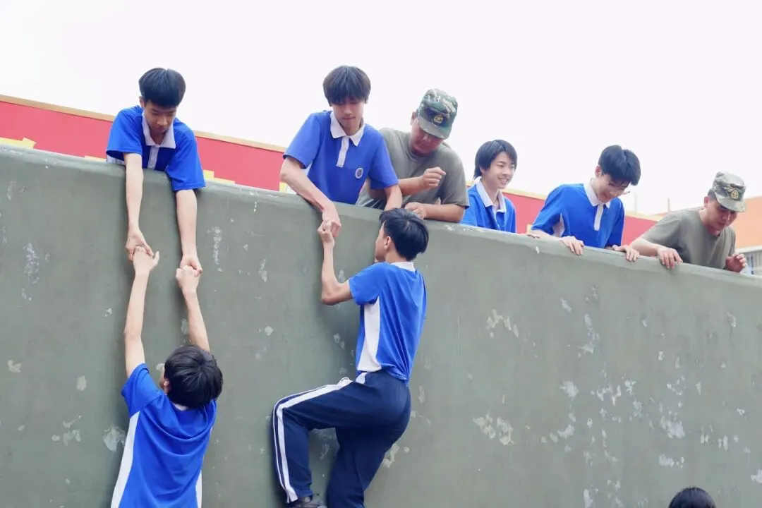 冲刺中考|策马扬鞭赴山海,同心聚力向荣光 第75张 冲刺中考|策马扬鞭赴山海,同心聚力向荣光 第75张