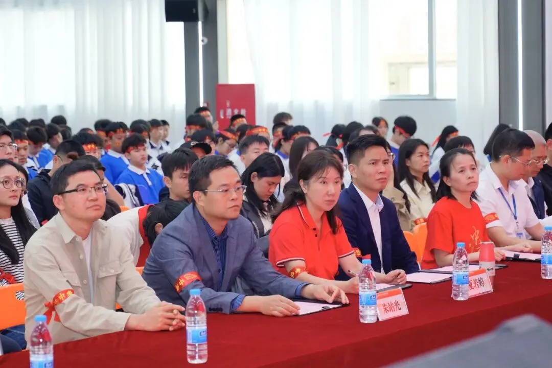 冲刺中考|策马扬鞭赴山海,同心聚力向荣光 第80张 冲刺中考|策马扬鞭赴山海,同心聚力向荣光 第80张