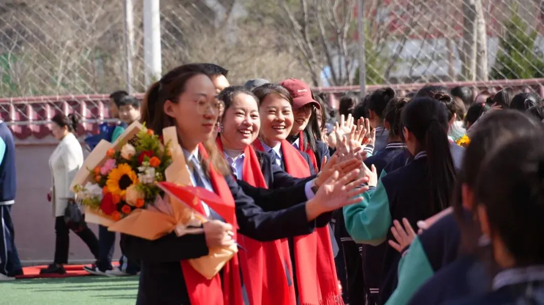 惜时奋进酬壮志 决胜中考铸辉煌—宝塔区第一中学2026届中考誓师大会圆满举行 第7张