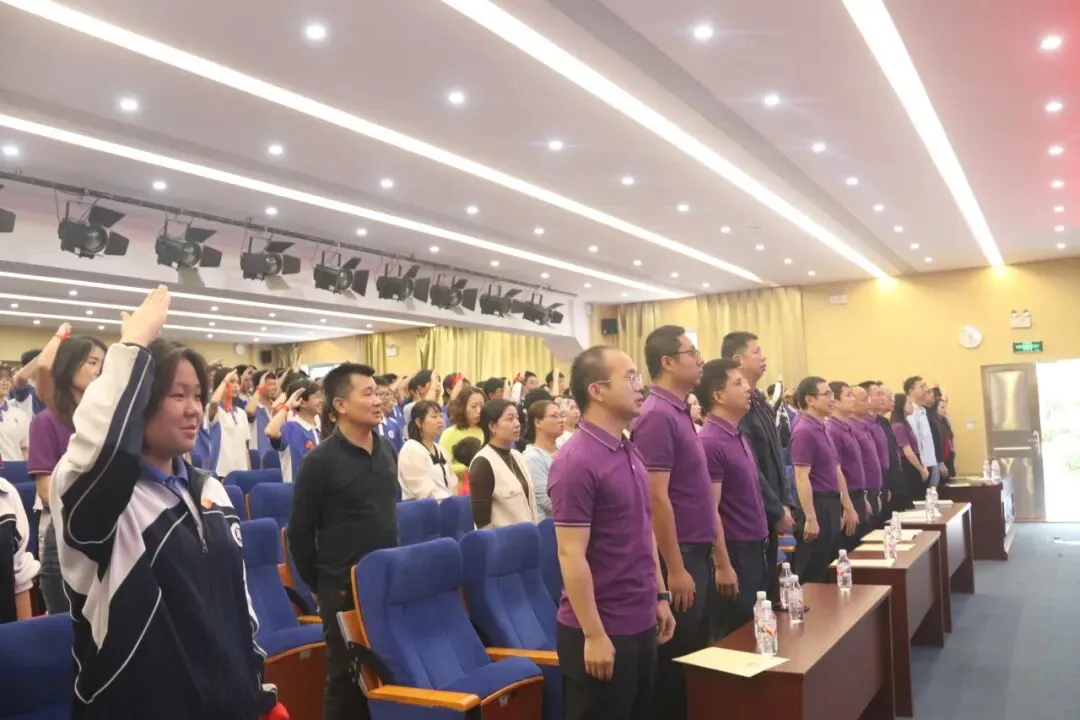 策马赴百日,逐梦向中考——横岗中心学校隆重举行中考百日誓师大会 第16张