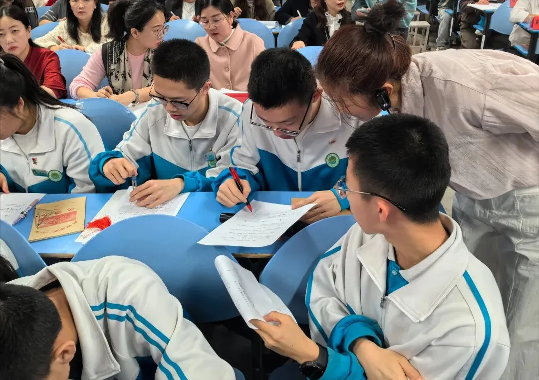 潜心研讨谋策略 砥砺前行备中考 (总第50期2026年第19期) 第10张