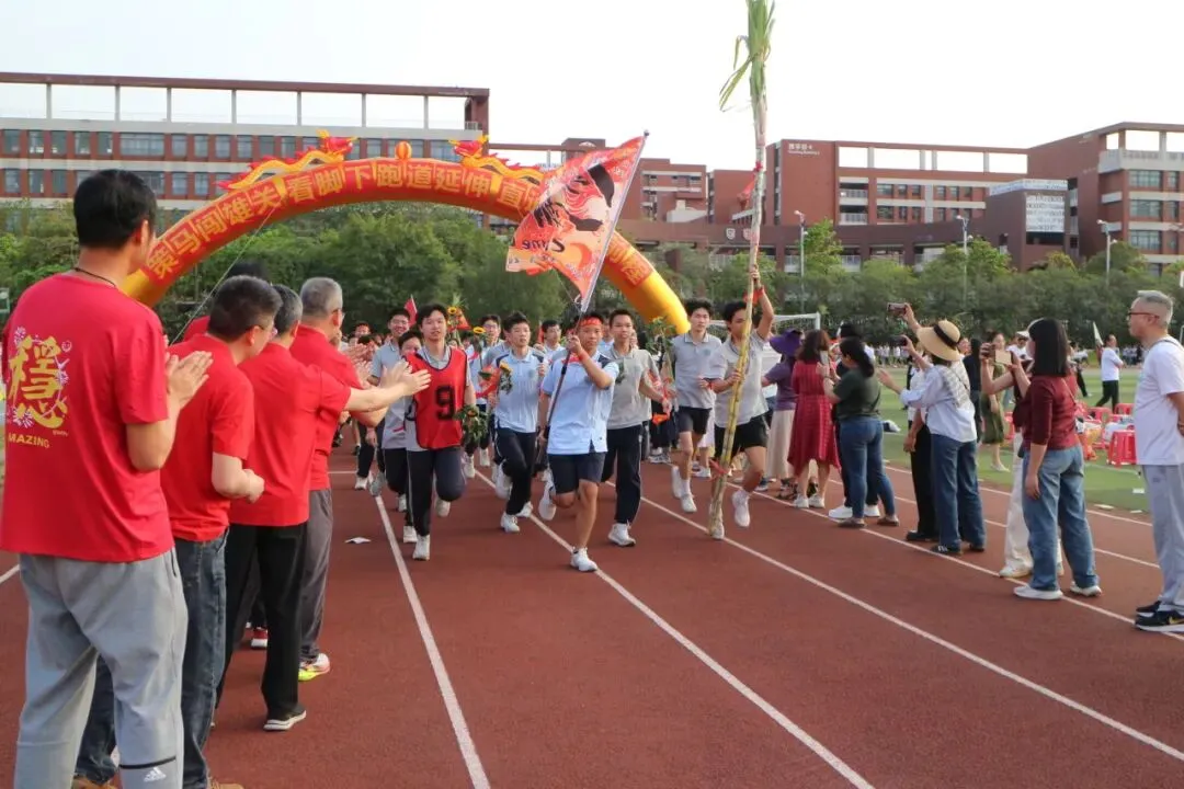 跃马扬鞭战中考 百日竞渡创辉煌——西南中学2026届初三中考百日誓师 第74张