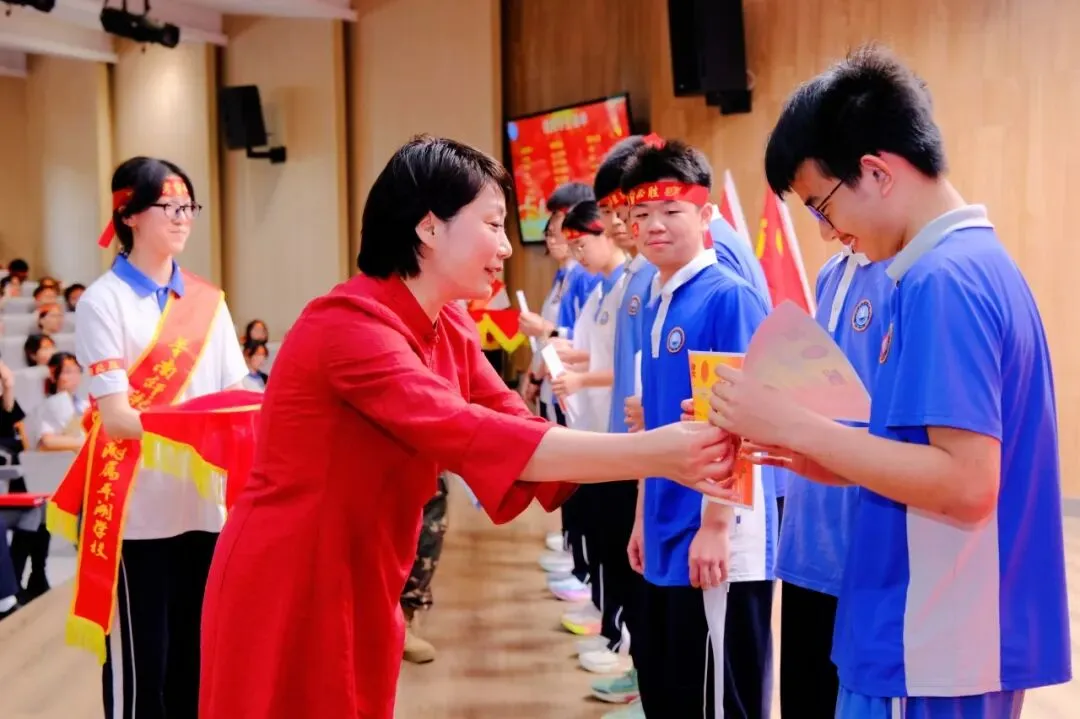 百日磨锋待试剑 长风破浪摘星辰|中考冲刺,我们整装待发! 第45张 百日磨锋待试剑 长风破浪摘星辰|中考冲刺,我们整装待发! 第45张