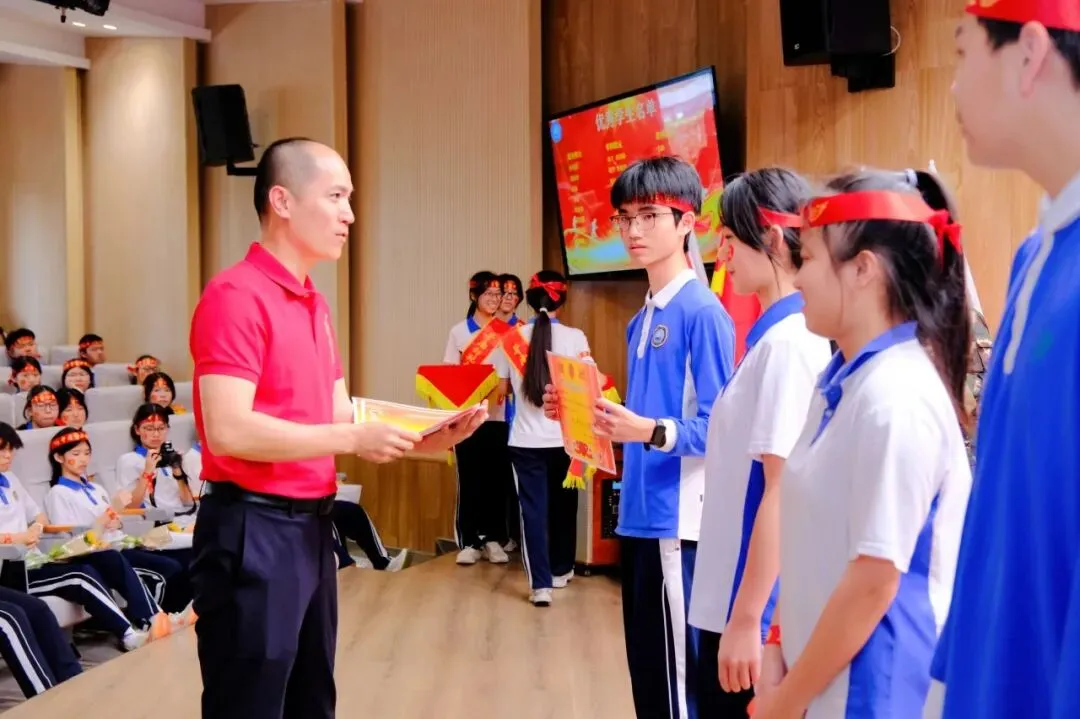 百日磨锋待试剑 长风破浪摘星辰|中考冲刺,我们整装待发! 第46张 百日磨锋待试剑 长风破浪摘星辰|中考冲刺,我们整装待发! 第46张