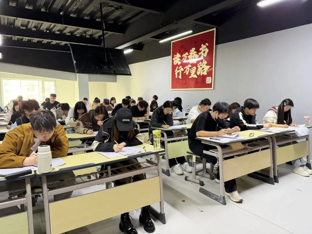 【启乘教育】第三次模拟测试|冲刺阶段全力助跑专升本 第4张 【启乘教育】第三次模拟测试|冲刺阶段全力助跑专升本 第4张