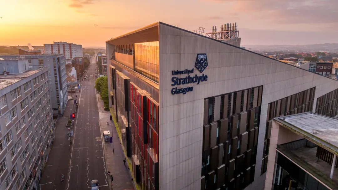 心累!英国高校又双叒闹罢工,老师拒批试卷,毕业又双叒延期 第2张