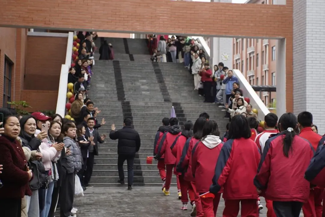 冲刺中考,张家界金海学子正全力以赴! 第9张 冲刺中考,张家界金海学子正全力以赴! 第9张