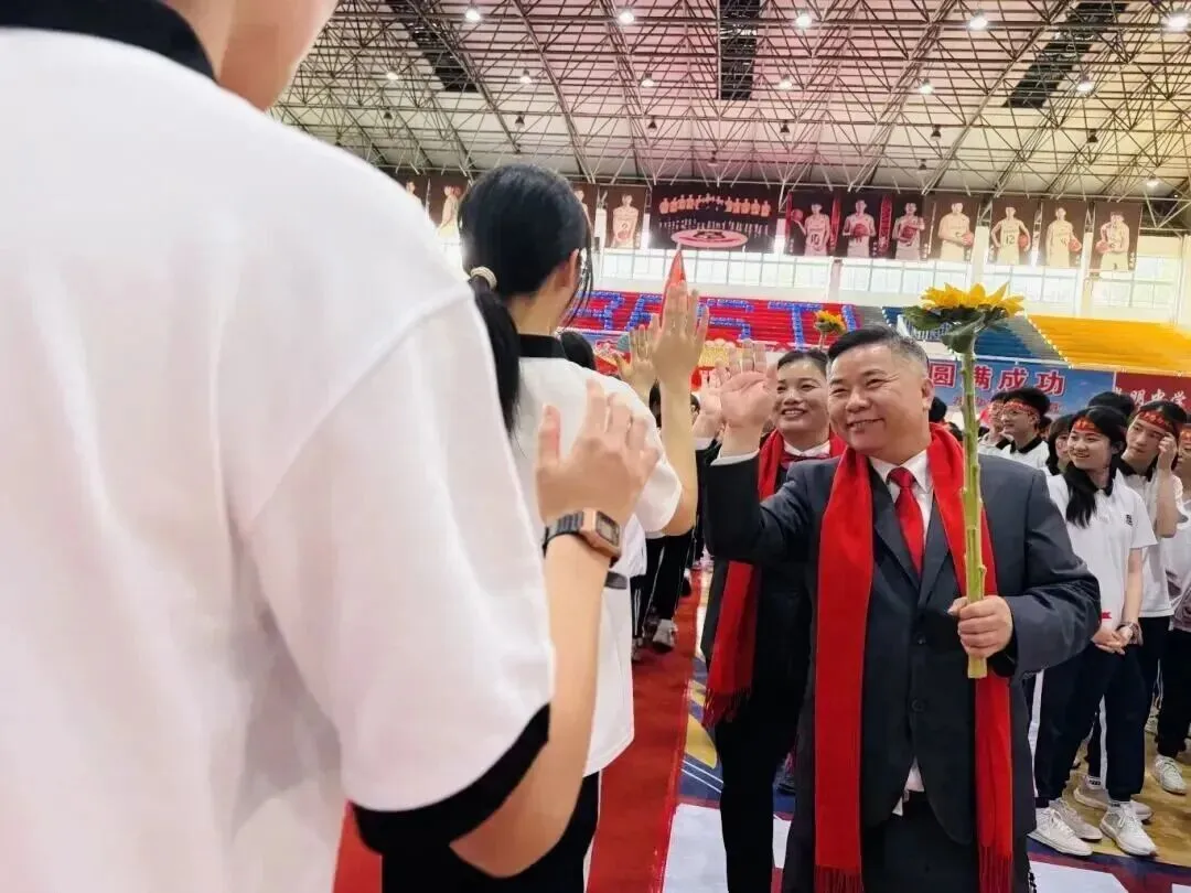 直击现场!东莞各校百日誓师,为中考全力以赴! 第4张