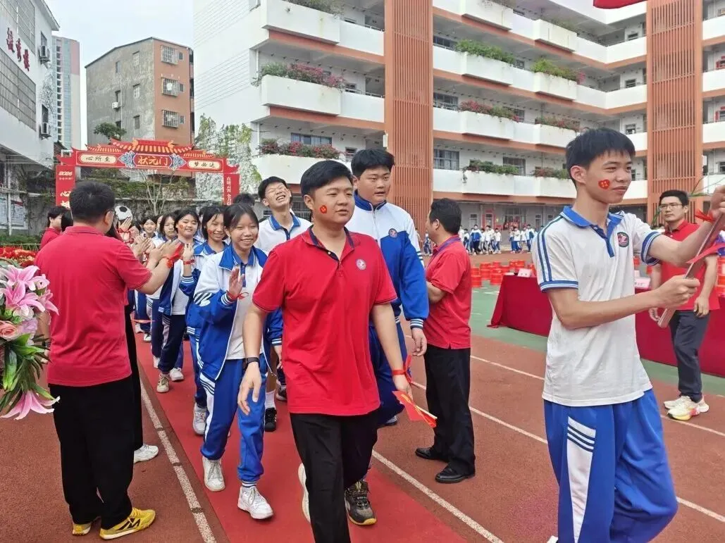 直击现场!东莞各校百日誓师,为中考全力以赴! 第23张