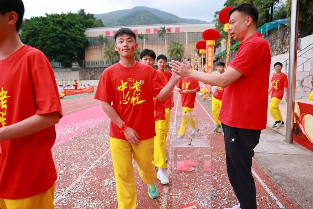 凝心聚力迎中考 踌躇满志展雄风——记加美学校2026年中考百日誓师大会 第61张