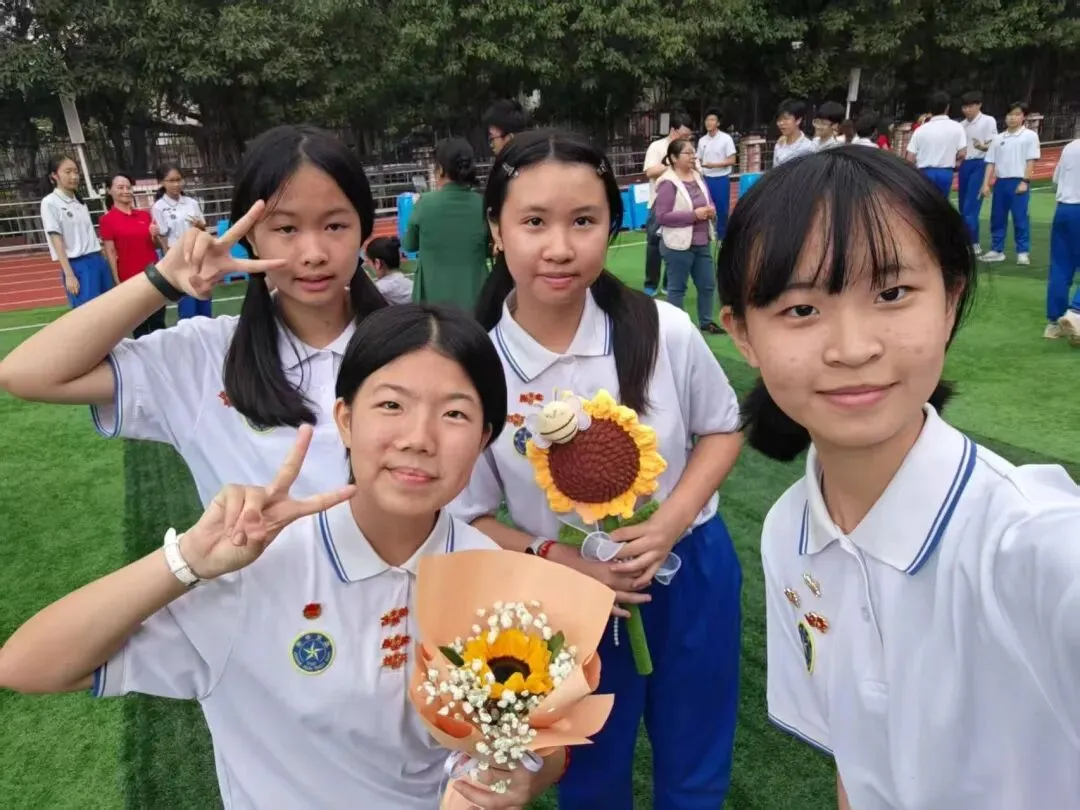 百日逐光,中考必胜——真光中学初中部芳花校区2026届中考百日誓师大会圆满举行 第94张