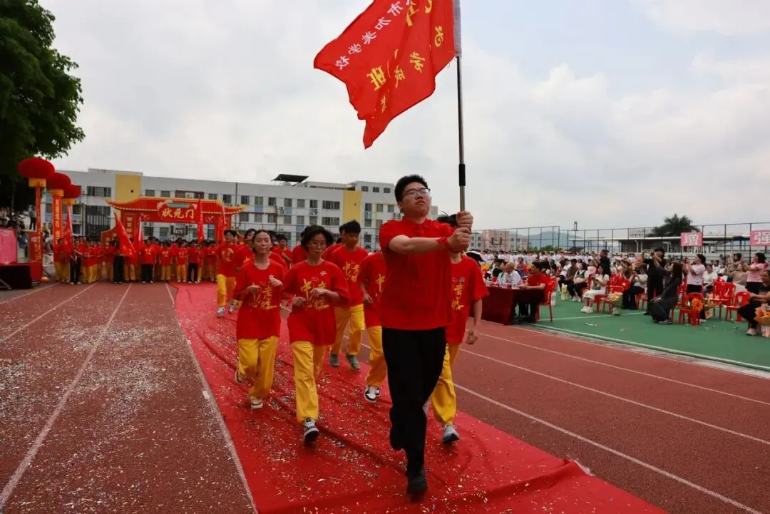 凝心聚力迎中考 踌躇满志展雄风——记加美学校2026年中考百日誓师大会 第82张