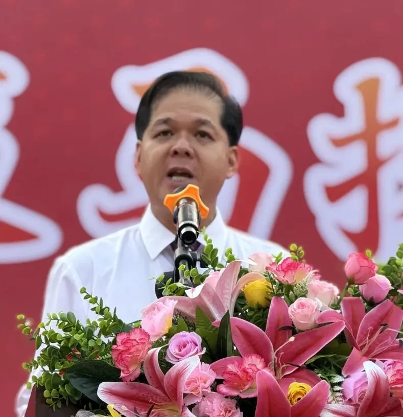 电白区实验中学隆重召开2026年中考提质增效动员大会 第28张