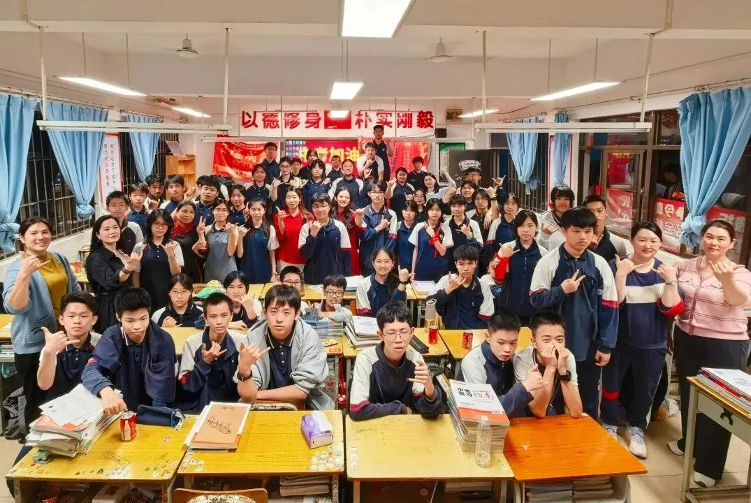 倒计时100天!直击金海岸中学中考冲刺百日动员活动现场! 第85张