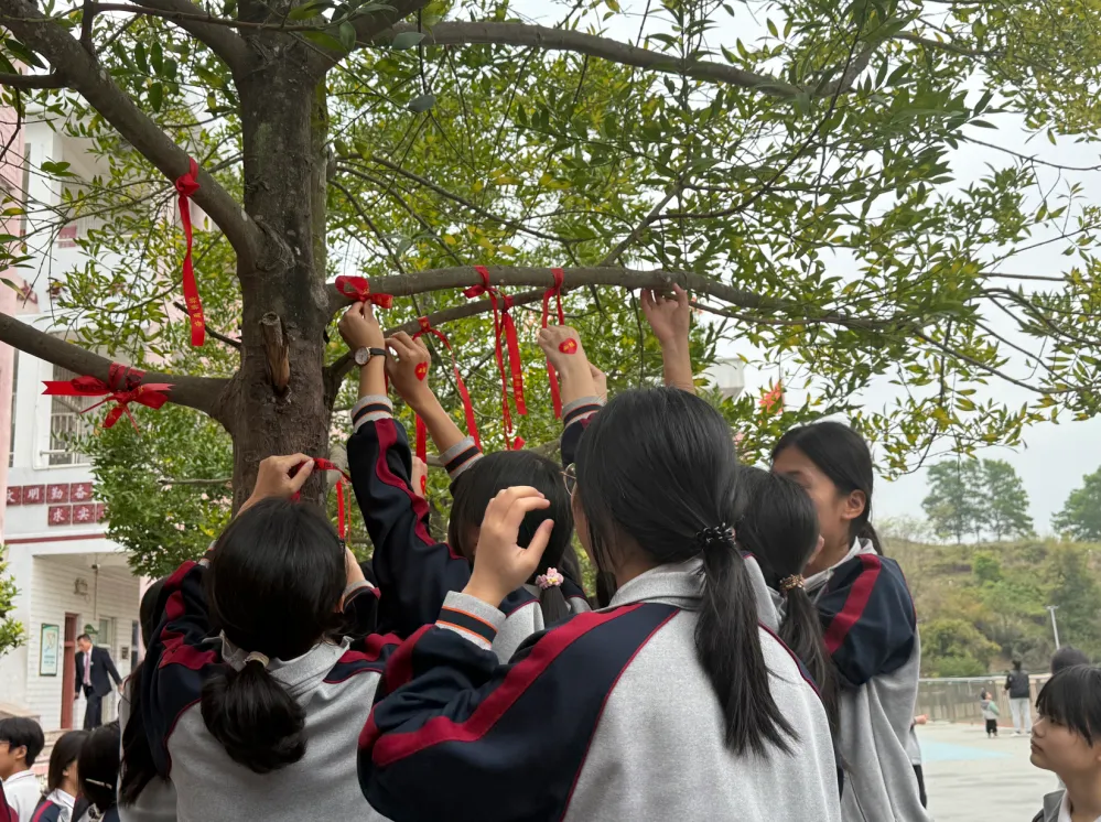 东留中学举行2026年中考百日冲刺誓师大会 第33张