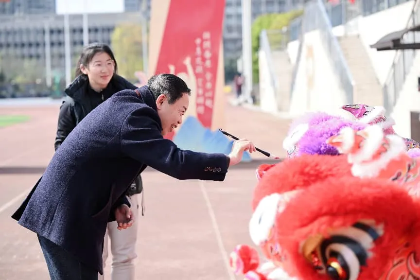 逐马扬鞭凌云志,青春逐梦赴中考 第32张