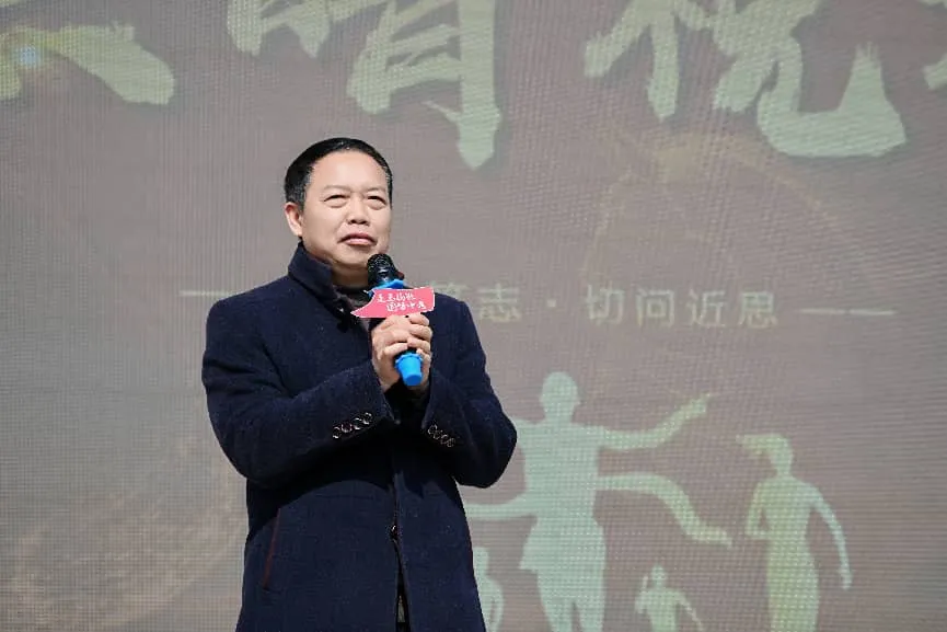 逐马扬鞭凌云志,青春逐梦赴中考 第37张