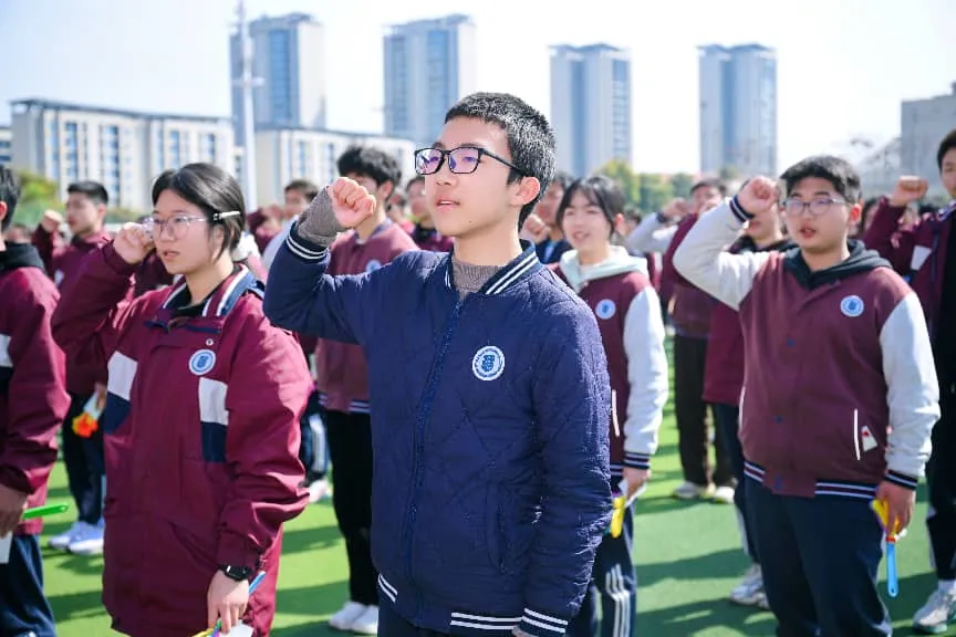 逐马扬鞭凌云志,青春逐梦赴中考 第53张