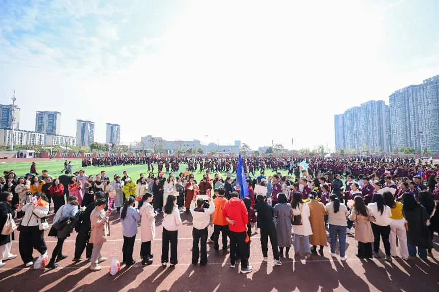 逐马扬鞭凌云志,青春逐梦赴中考 第77张