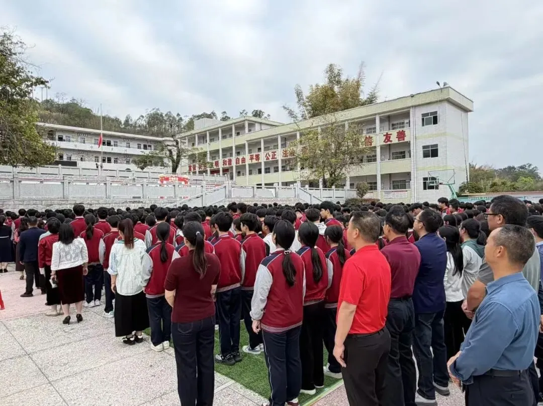 乘势而上百日笃行 决战六月圆梦中考——万龙中学2026年中考百日誓师大会圆满举行 第8张