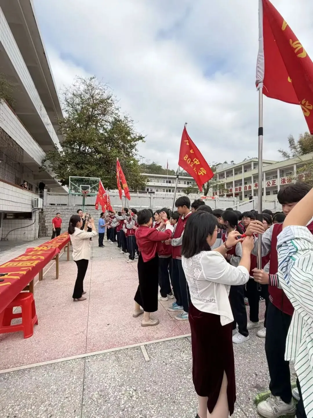 乘势而上百日笃行 决战六月圆梦中考——万龙中学2026年中考百日誓师大会圆满举行 第27张