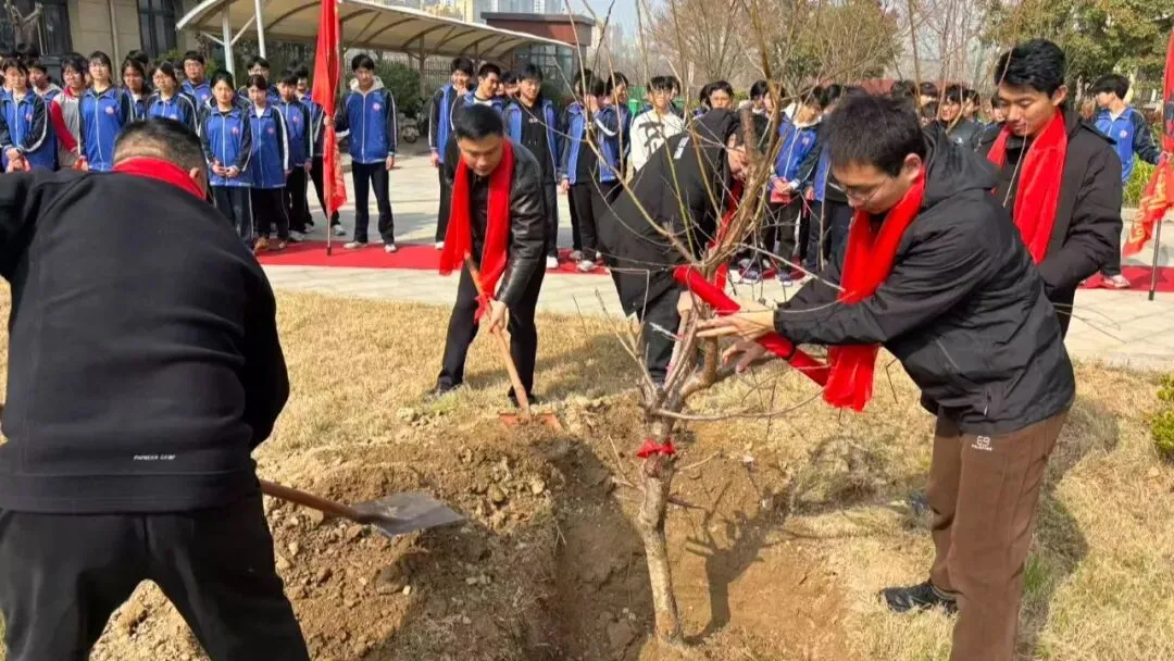 单县红星学校2026届九年级中考誓师大会圆满举行 第31张 单县红星学校2026届九年级中考誓师大会圆满举行 第31张