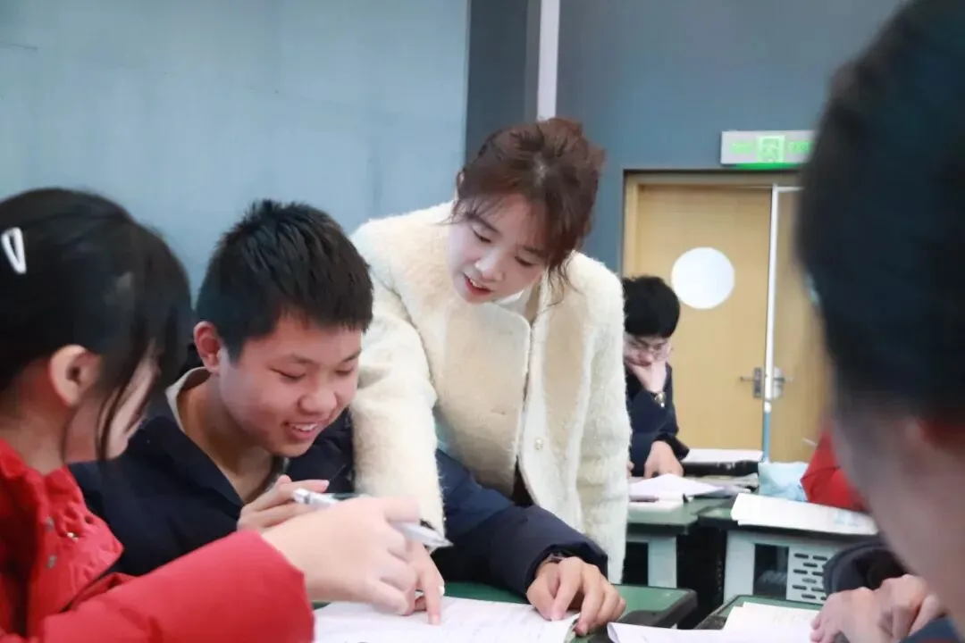 嘉乐•初中部||深耕细作,备战中考:乐山市市中区“中考语文作文复习备考专题研讨”活动 第10张