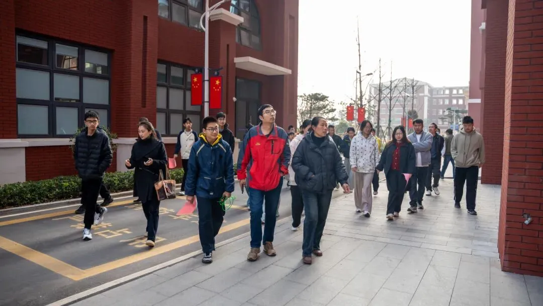 华杰免费全真模拟,助力学子体育中考满分上岸 第10张