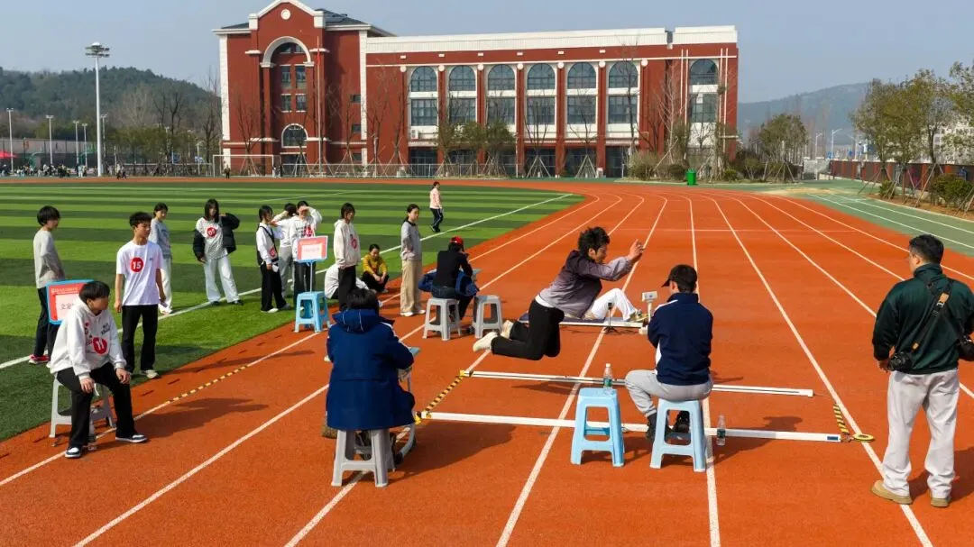 华杰免费全真模拟,助力学子体育中考满分上岸 第22张