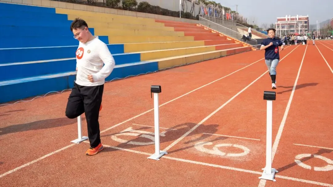 华杰免费全真模拟,助力学子体育中考满分上岸 第27张