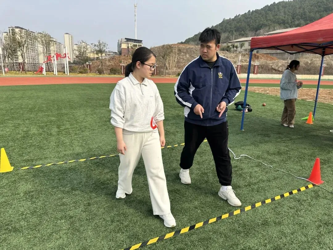 华杰免费全真模拟,助力学子体育中考满分上岸 第40张