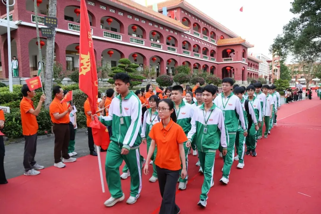 嘉积中学2026届中考百日誓师暨家长会圆满举行 第17张