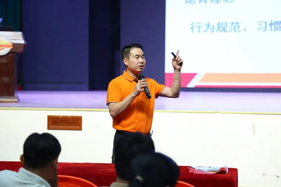 嘉积中学2026届中考百日誓师暨家长会圆满举行 第48张