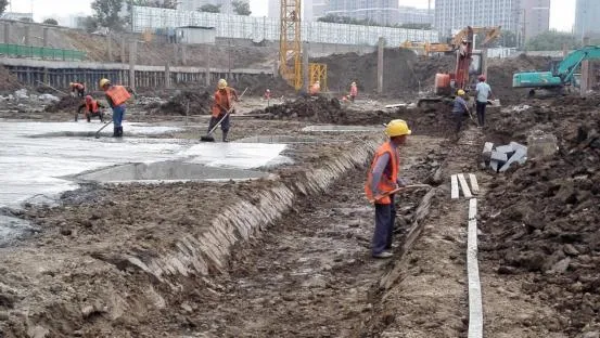 安全生产模拟考试一点通平台发布广东省安全员C2证第六批(土建类-专职安全生产管理人员)题库,包含考试内容、最新解析、模拟试题 第3张